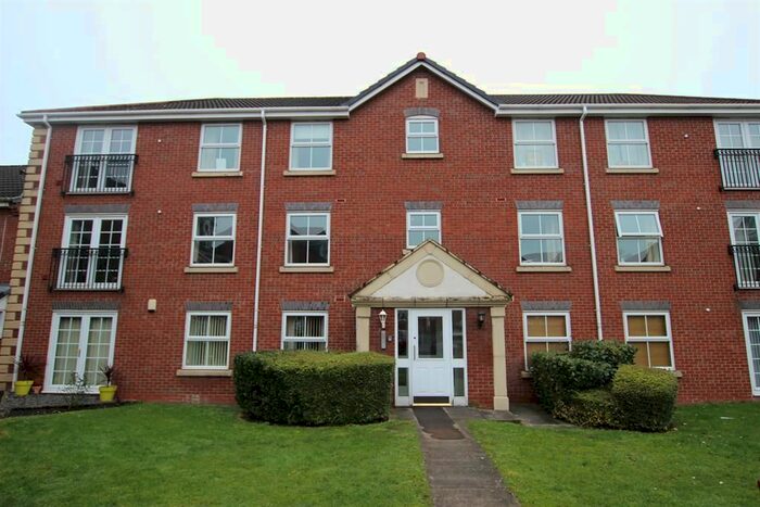 2 Bedroom Flat To Rent In Goldfinch Court, Chorley, PR7