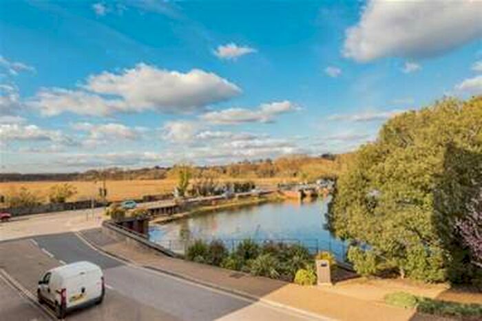 2 Bedroom House To Rent In Almansa Way, Lymington, SO41