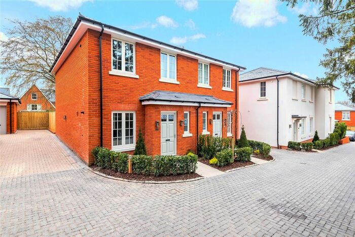 2 Bedroom Semi-Detached House To Rent In Stoney Lane, Winchester, Hampshire, SO22