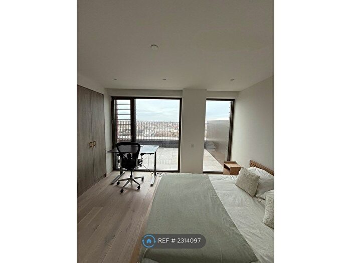 2 Bedroom Flat To Rent In City Road, London, EC1V
