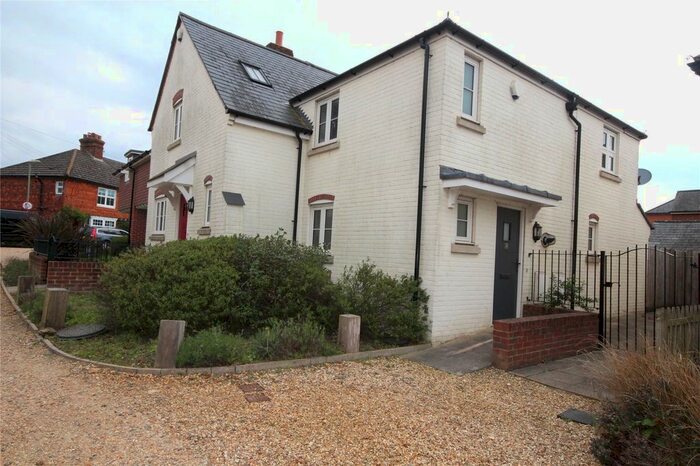 2 Bedroom Semi-Detached House To Rent In Woodstock Lane, Ringwood, Hampshire, BH24