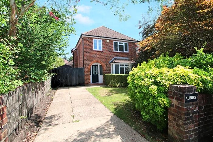 3 Bedroom Detached House To Rent In Bagshot Road, GU21