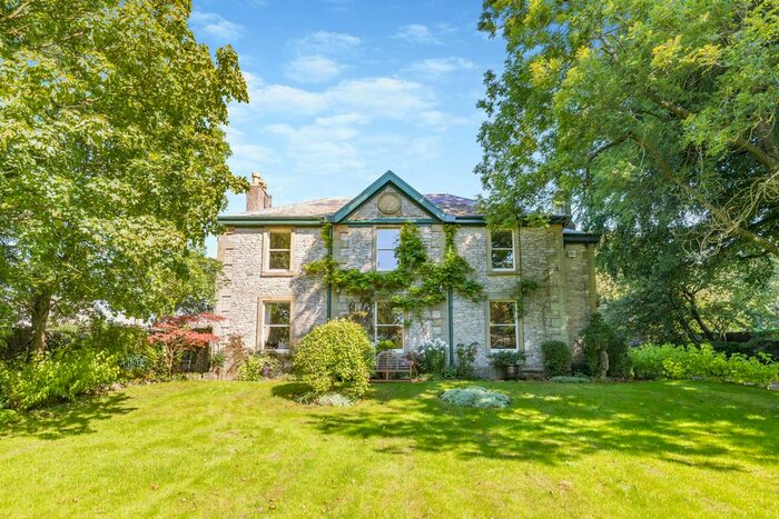 7 Bedroom Country House For Sale In Litton, Buxton, Derbyshire, SK17