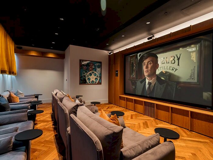 2 Bedroom Apartment To Rent In The Mercian, Broad Street, Birmingham, B15