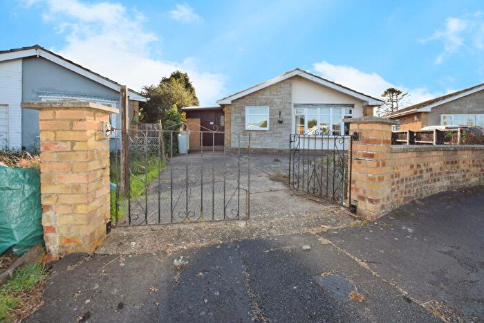 2 Bedroom Detached Bungalow For Sale In Swallow Close, Chapel St Leonards, PE24