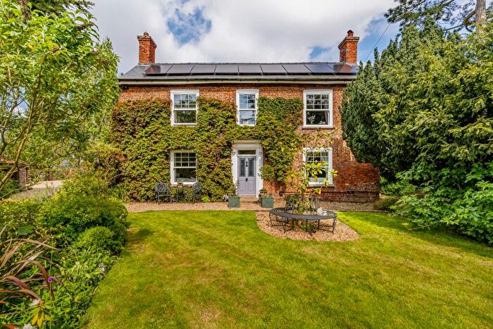 6 Bedroom Detached House For Sale In Old Main Road, Old Leake, PE22