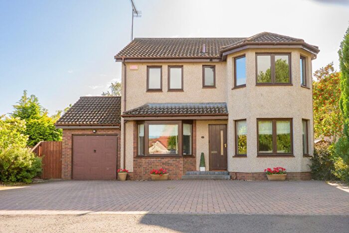 4 Bedroom Property For Sale In Almond Place, Perth, PH1