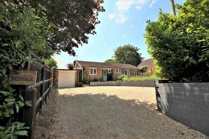 3 Bedroom Detached Bungalow For Sale In Hill Bottom, Whitchurch Hill, Reading, RG8