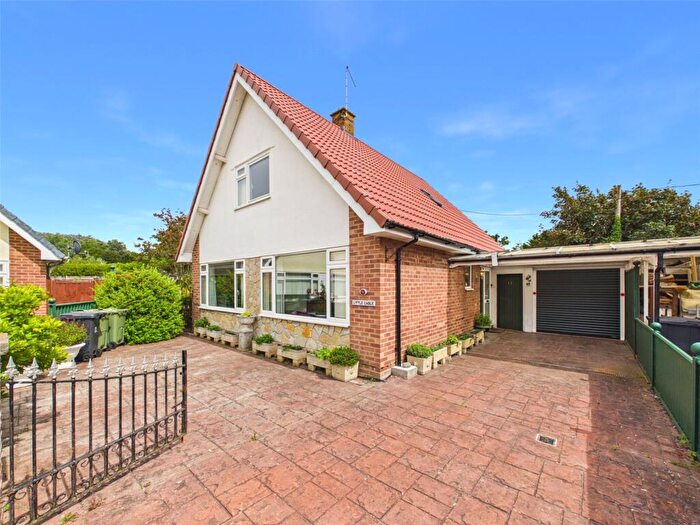 3 Bedroom Bungalow For Sale In Manor Gardens, Locking, Weston-super-Mare, North Somerset, BS24