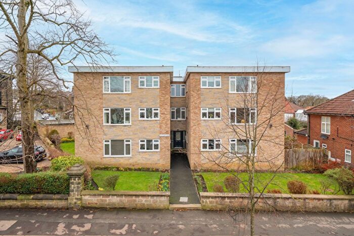 2 Bedroom Flat For Sale In Cold Bath Road, West Cliffe Court, HG2