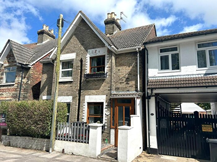 2 Bedroom Semi Detached House To Rent In Green Road, Poole, BH15