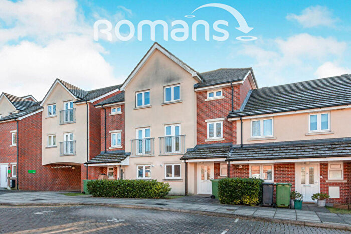 4 Bedroom Terraced House To Rent In Cromwell Road, Camberley, GU15