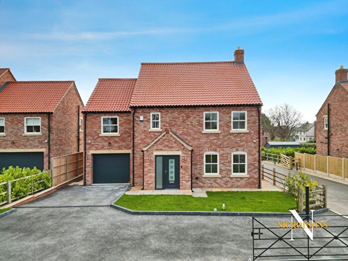 4 Bedroom Detached House For Sale In Lilac Close, Sutton Cum Lound, Retford, Nottinghamshire, DN22