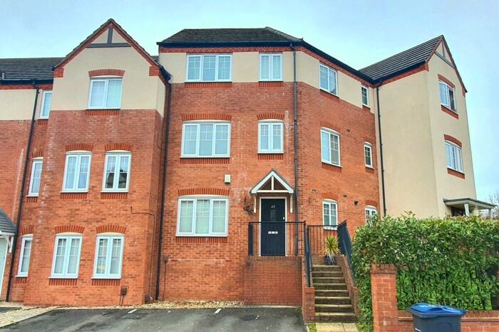 2 Bedroom Flat To Rent In Ley Hill Farm Road, Birmingham B31