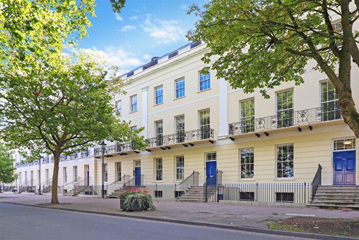 3 Bedroom Flat To Rent In The Broad Walk, Imperial Square, Cheltenham, GL50