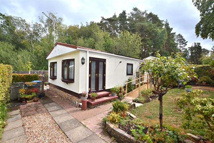 2 Bedroom Mobile Home For Sale In Sylvan Way, Grange Estate, Church Crookham, GU52
