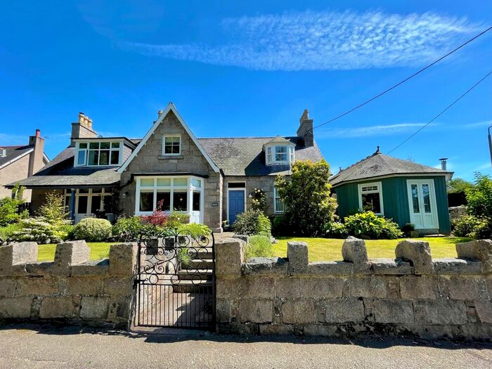 4 Bedroom Villa For Sale In Golf Road, Aboyne, AB34