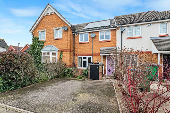 3 Bedroom Terraced House For Sale In Greenhaven Drive, Thamesmead, SE28