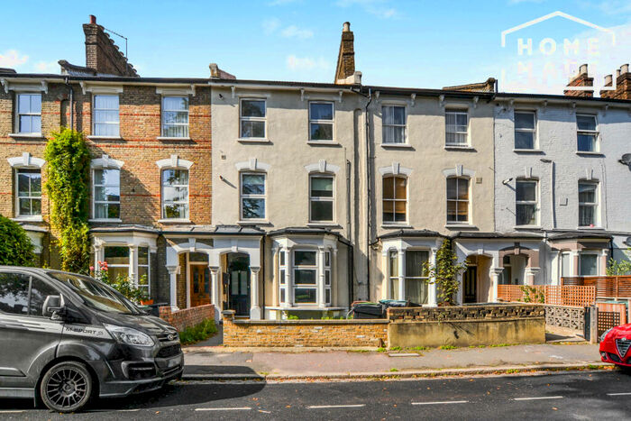 2 Bedroom Flat To Rent In Lorne Road, N4