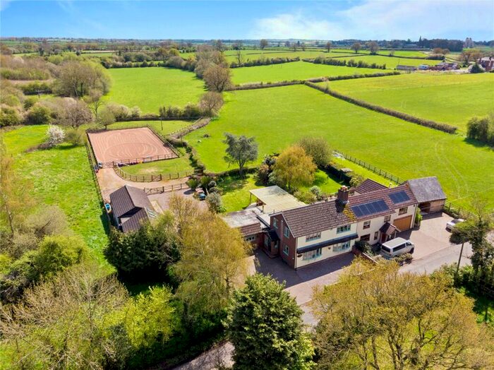 4 Bedroom Semi-Detached House For Sale In Little Liverpool, Coton-in-the-Elms, Derbyshire, DE12