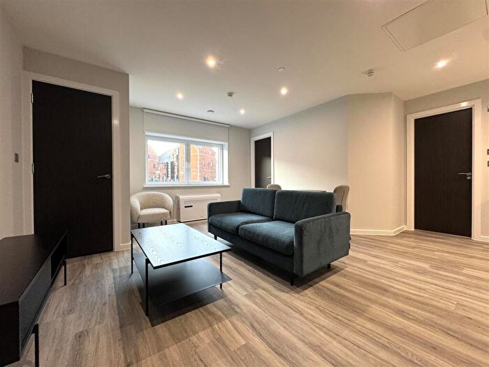 1 Bedroom Apartment To Rent In Caversham Road, Reading, RG1