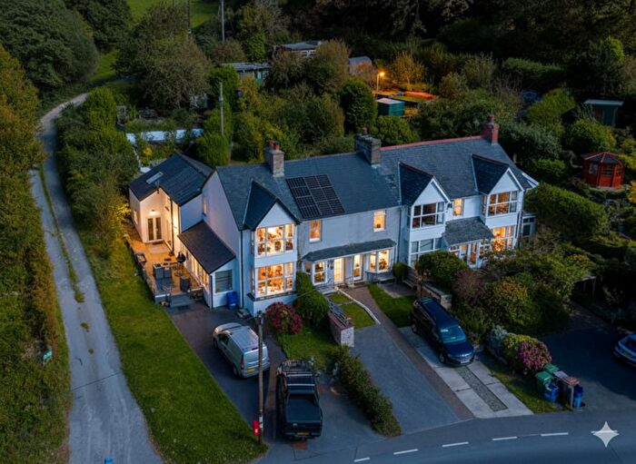 5 Bedroom Semi Detached House For Sale In Aberdovey, LL35