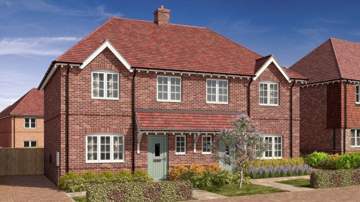 3 Bedroom Semi-Detached House For Sale In Newington, Newington, Sittingbourne, ME9