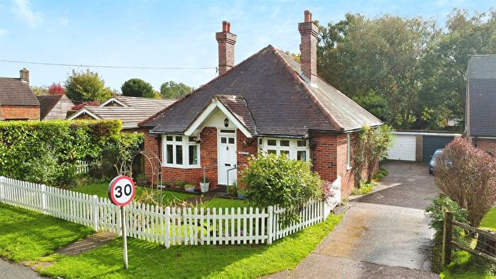 2 Bedroom Detached Bungalow For Sale In Ewhurst Lane, Northiam, Rye, TN31