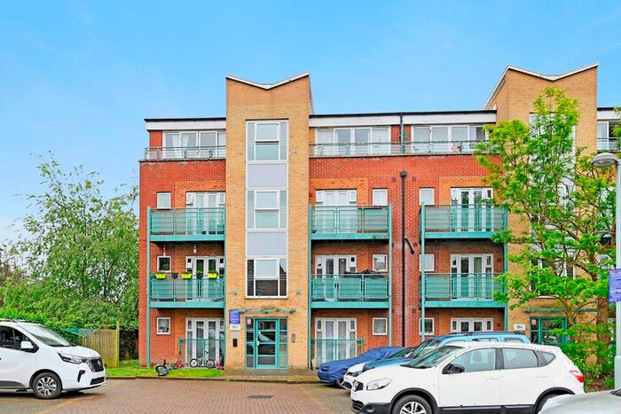 1 Bedroom Flat To Rent In St. Mark's Place, Dagenham, RM10