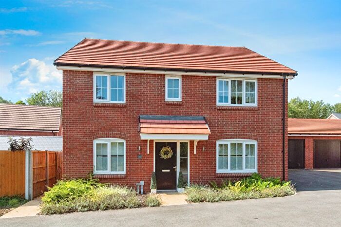 4 Bedroom Detached House For Sale In Bridge Walk, Haughley, Stowmarket, IP14