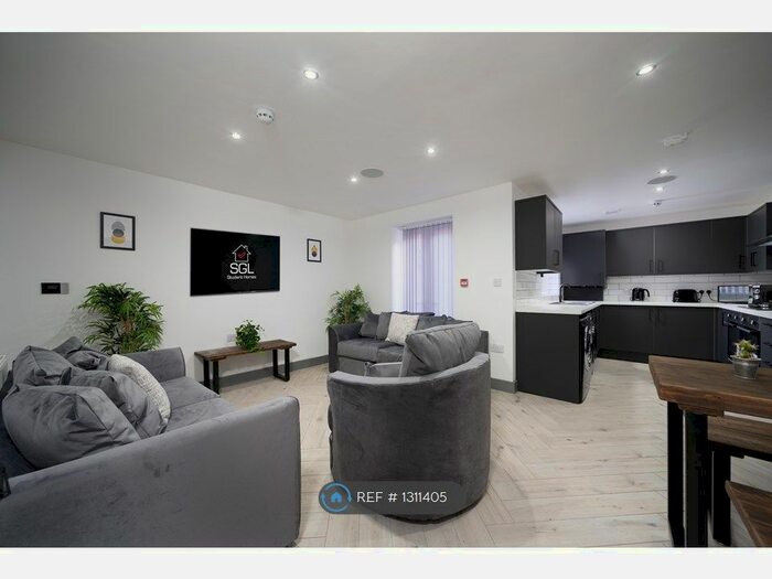 7 Bedroom Terraced House To Rent In Alderson Road, Liverpool, L15