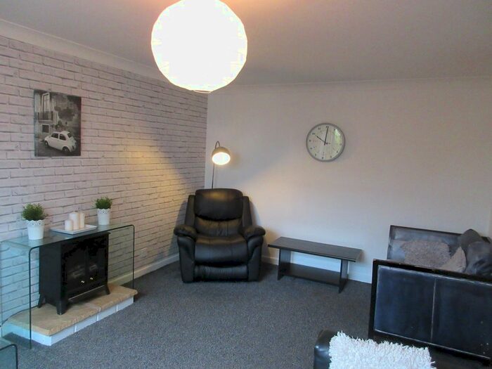 4 Bedroom Detached House To Rent In Woodbridge Fold, Headingley, Leeds LS6