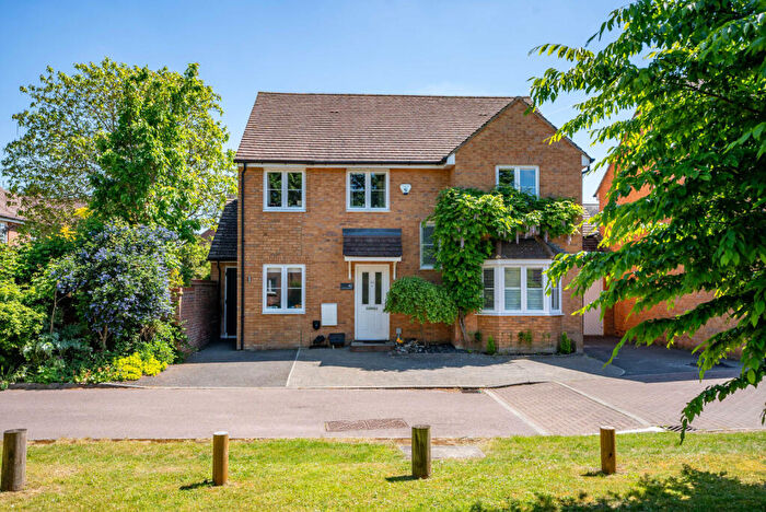 4 Bedroom Detached House For Sale In Old School Drive, Wheathampstead, St. Albans, Hertfordshire, AL4