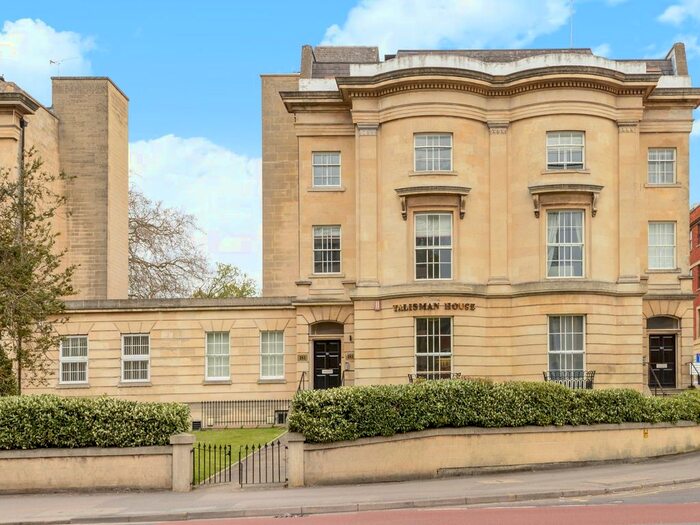 2 Bedroom Flat To Rent In Talisman House, Kings Road, Reading, RG1