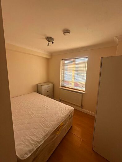1 Bedroom Flat To Rent In Mill Street, Luton, LU1