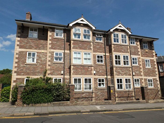 2 Bedroom Apartment To Rent In Middleton Court, Jesmond, NE2