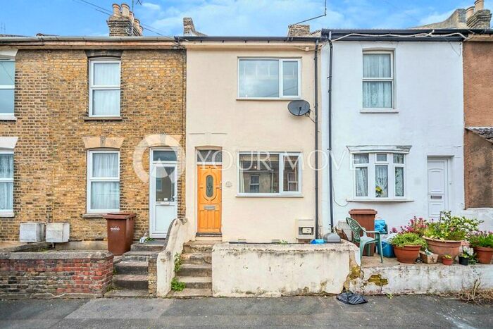 2 Bedroom Terraced House To Rent In Collis Street, Rochester, Kent, ME2