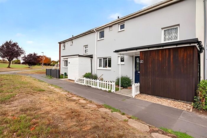 3 Bedroom Terraced House For Sale In Aysgarth, Bracknell, Berkshire, RG12