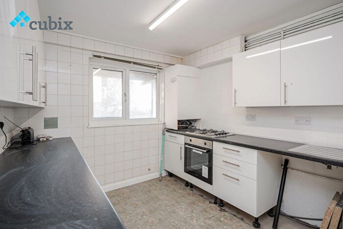 5 Bedroom Flat To Rent In Lovelinch Close, London, SE15