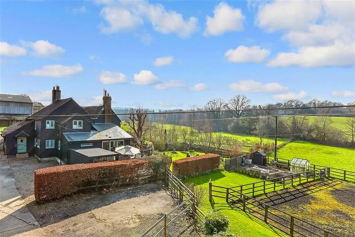 3 Bedroom Semi-Detached House For Sale In Parrock Lane, Colemans Hatch, Hartfield, East Sussex, TN7