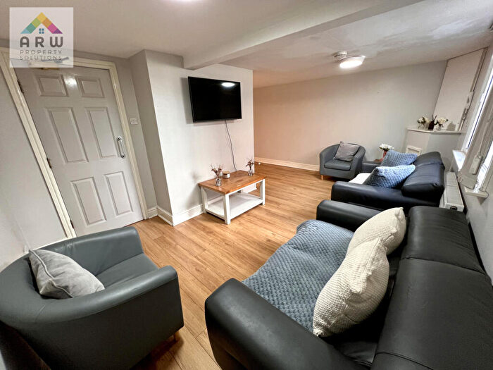 7 Bedroom Terraced House To Rent In , Seymour Terrace, Liverpool, Merseyside, L3