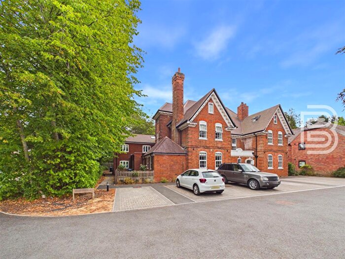 1 Bedroom Flat For Sale In Dunchurch Road, Rugby, CV22