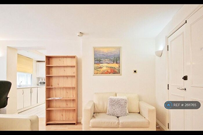 1 Bedroom Flat To Rent In Bishopsgate, London, EC2M