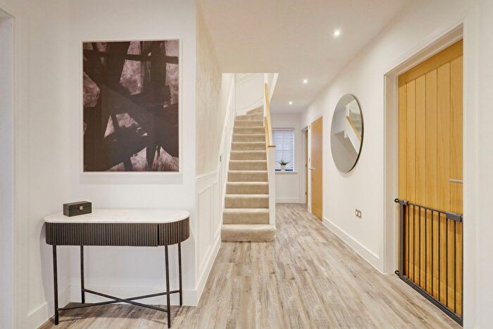 4 Bedroom Detached House For Sale In Great Burches Road, Benfleet, SS7