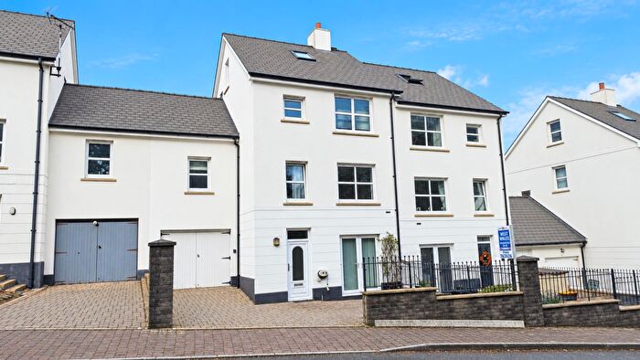 4 Bedroom Town House For Sale In Kensington Gardens, Haverfordwest, SA61