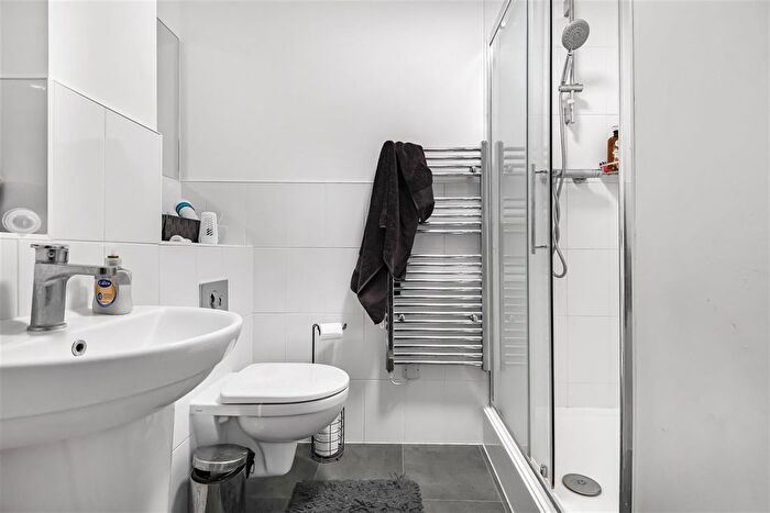 1 Bedroom Flat To Rent In East Street, Reading, RG1