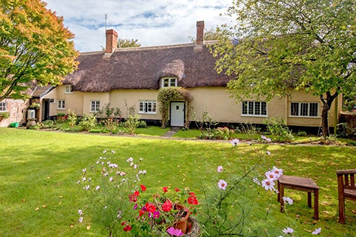 4 Bedroom Detached House For Sale In Thornfalcon, Taunton, TA3