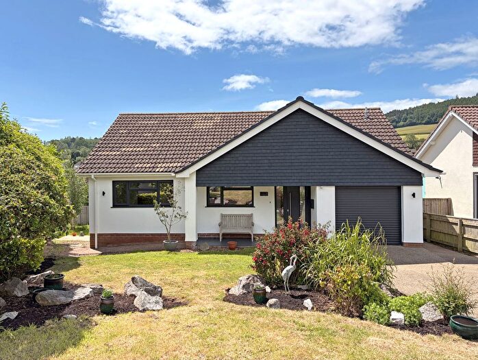 2 Bedroom Detached Bungalow For Sale In Barn Hayes, Sidmouth, EX10