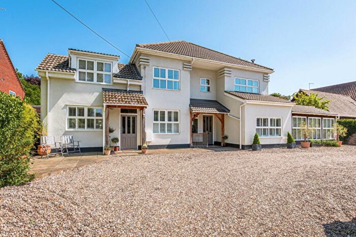 5 Bedroom Detached House For Sale In Holt, NR25