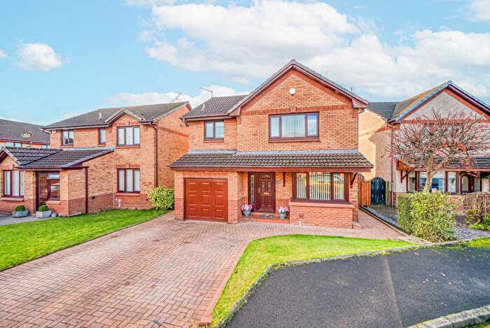 4 Bedroom Detached House For Sale In Kingfisher Drive, Knightswood, Glasgow, G13